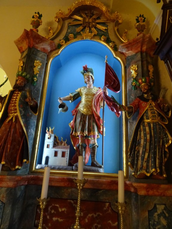 lavrievapot12.jpg