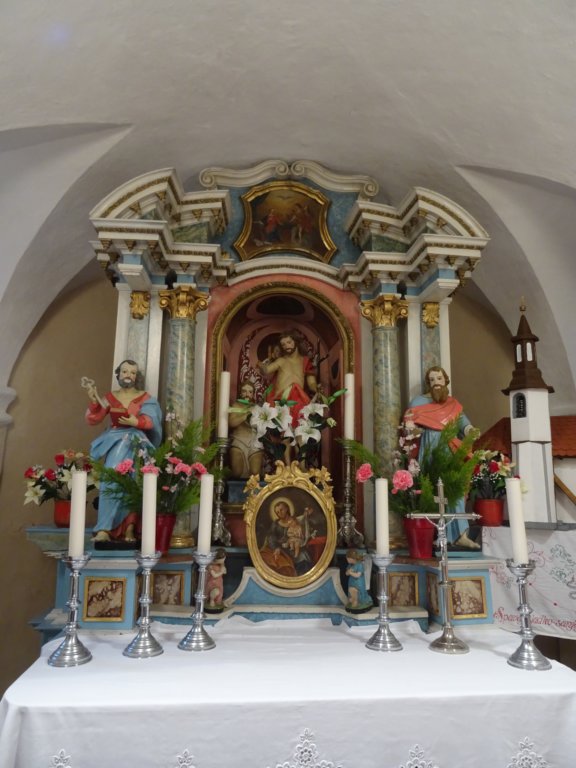 lavrievapot17.jpg