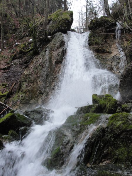 nebekagora104.jpg