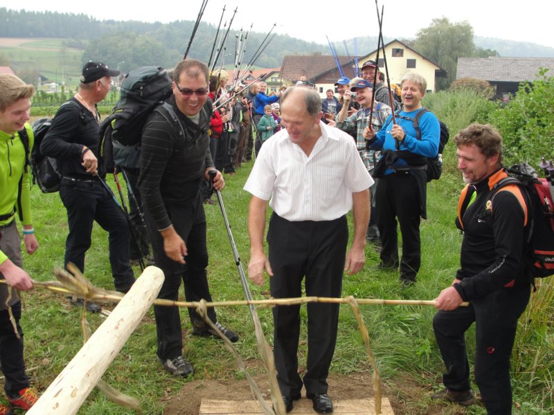 prijetnodomaeotvoritvenipohod64.jpg