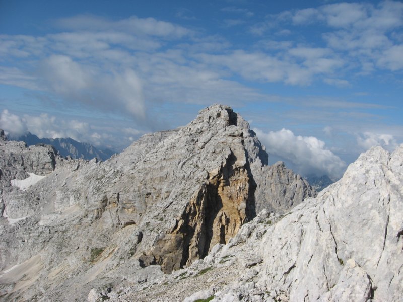 krlat201127.jpg