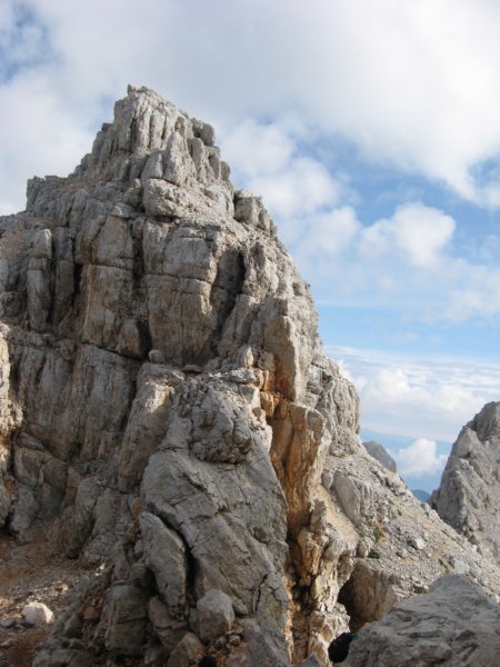 krlat201137.jpg