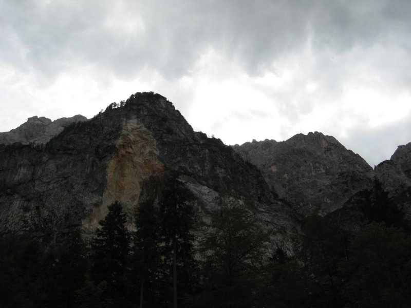 krlat201166.jpg